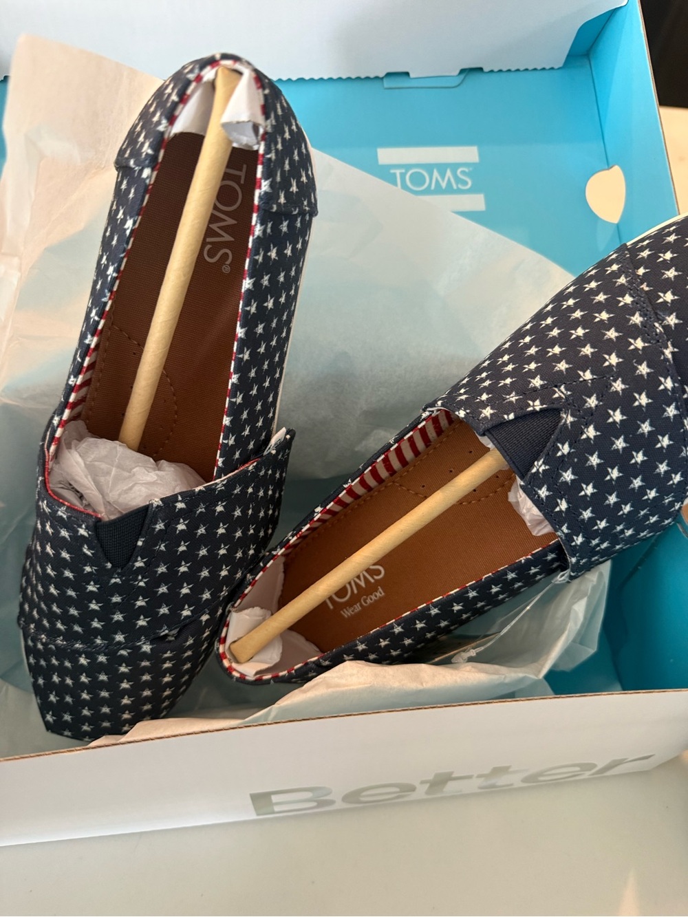 TOMS youth Navy Star Canvas Slip-On Shoes limited edition